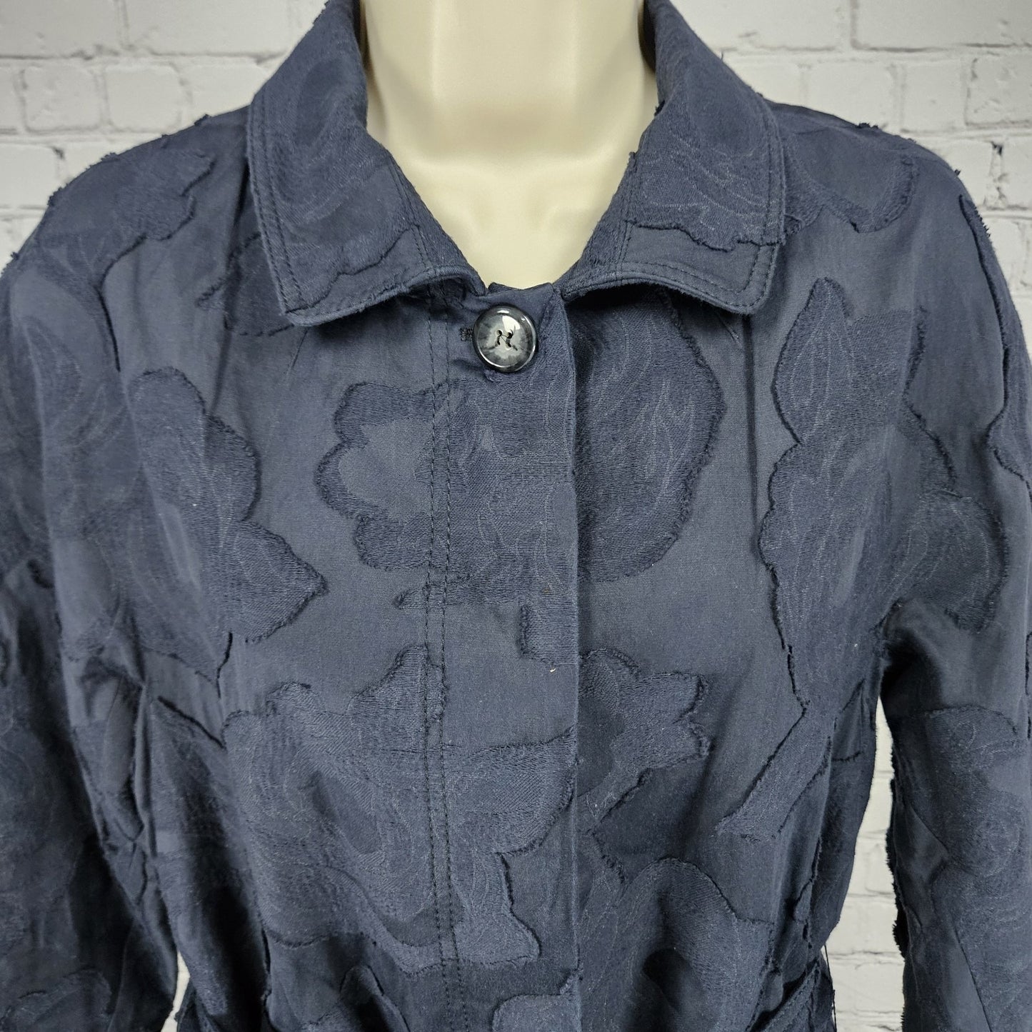 LaVia 18 Navy Floral Belted Buttoned 3/4 Sleeve Collared Lined Jacket 40 US 4