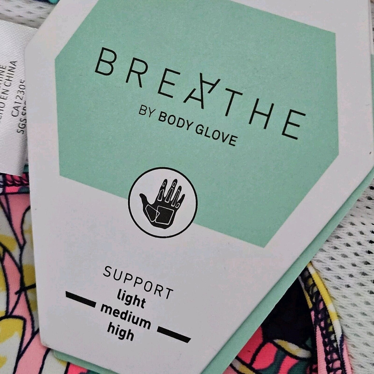 NWT Breathe By Body Glove Athletic Tropical Mesh Back Sports Bra Size Small S