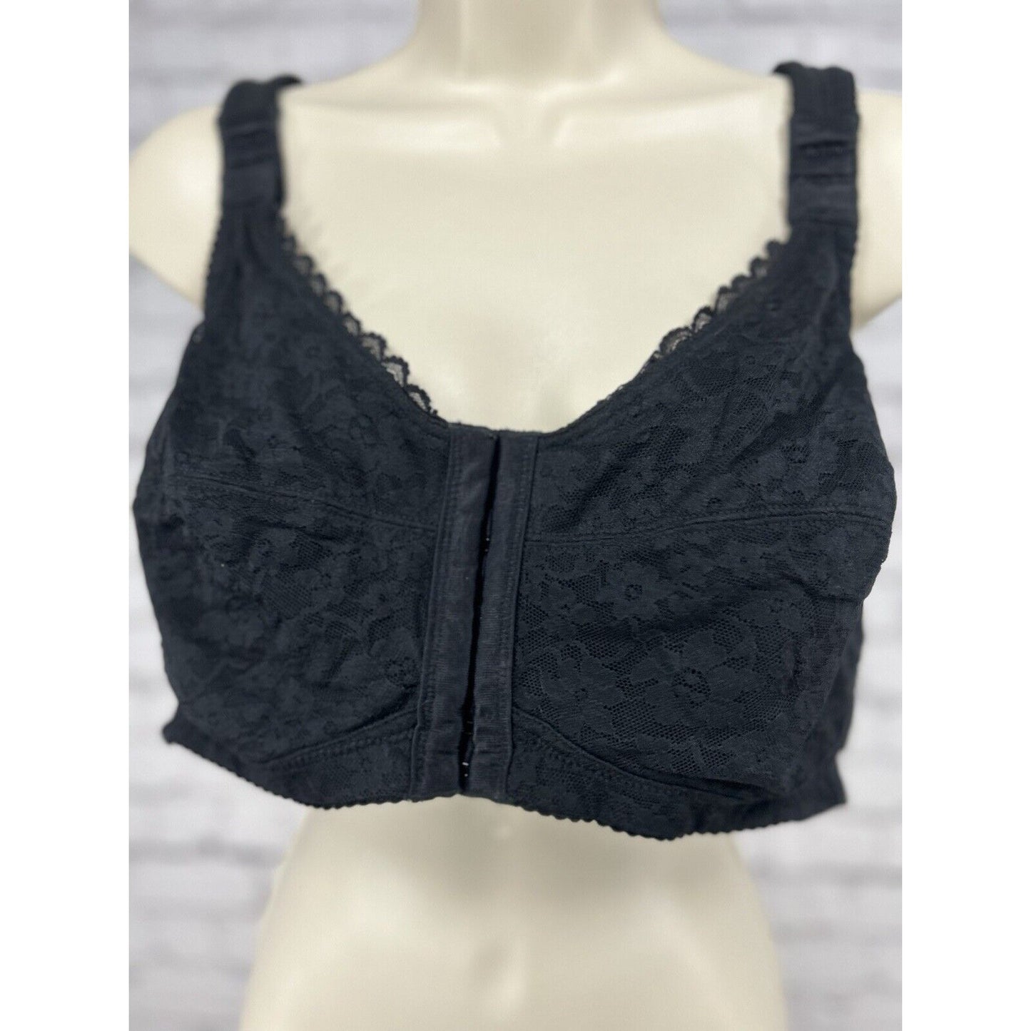 Delimira Front Closure Wireless Unlined Floral Lace Stretch Black Bra  Size 46B
