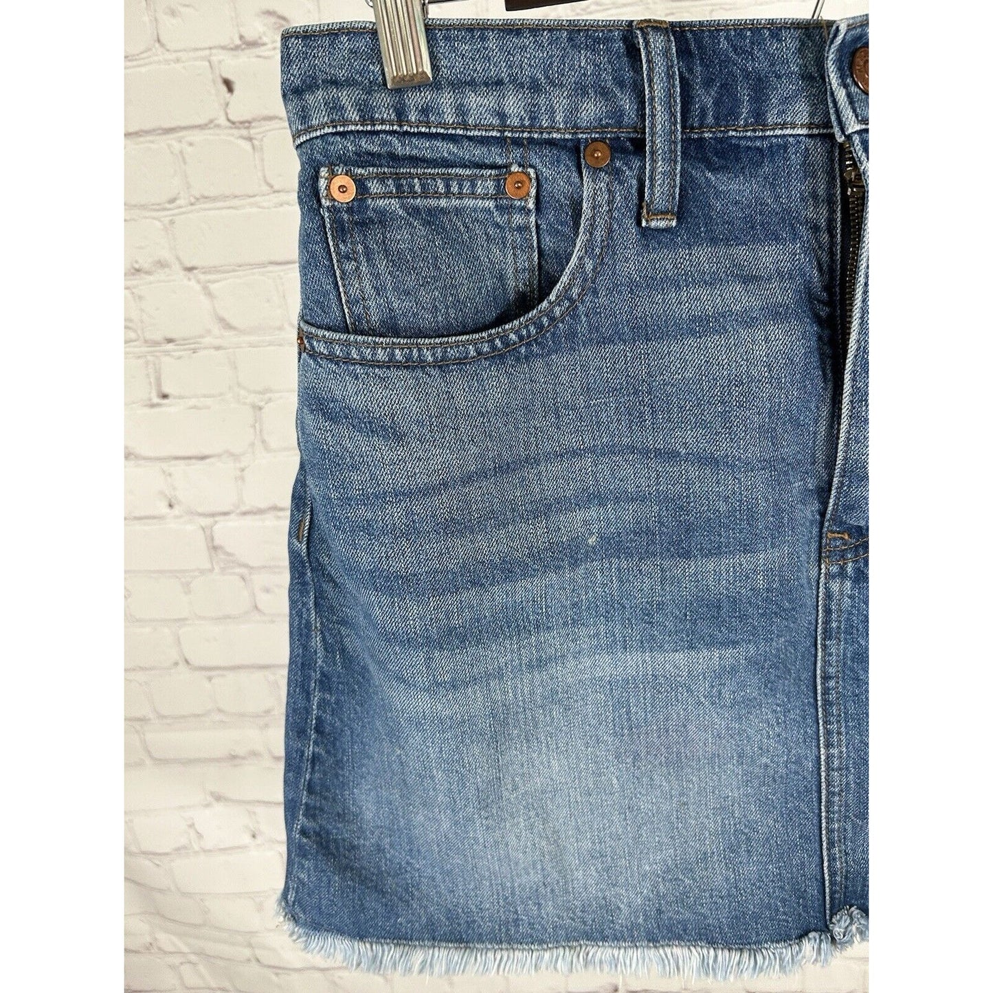 Madewell Medium Wash Raw Hem Straight Pencil Denim Mini Skirt Women’s 29