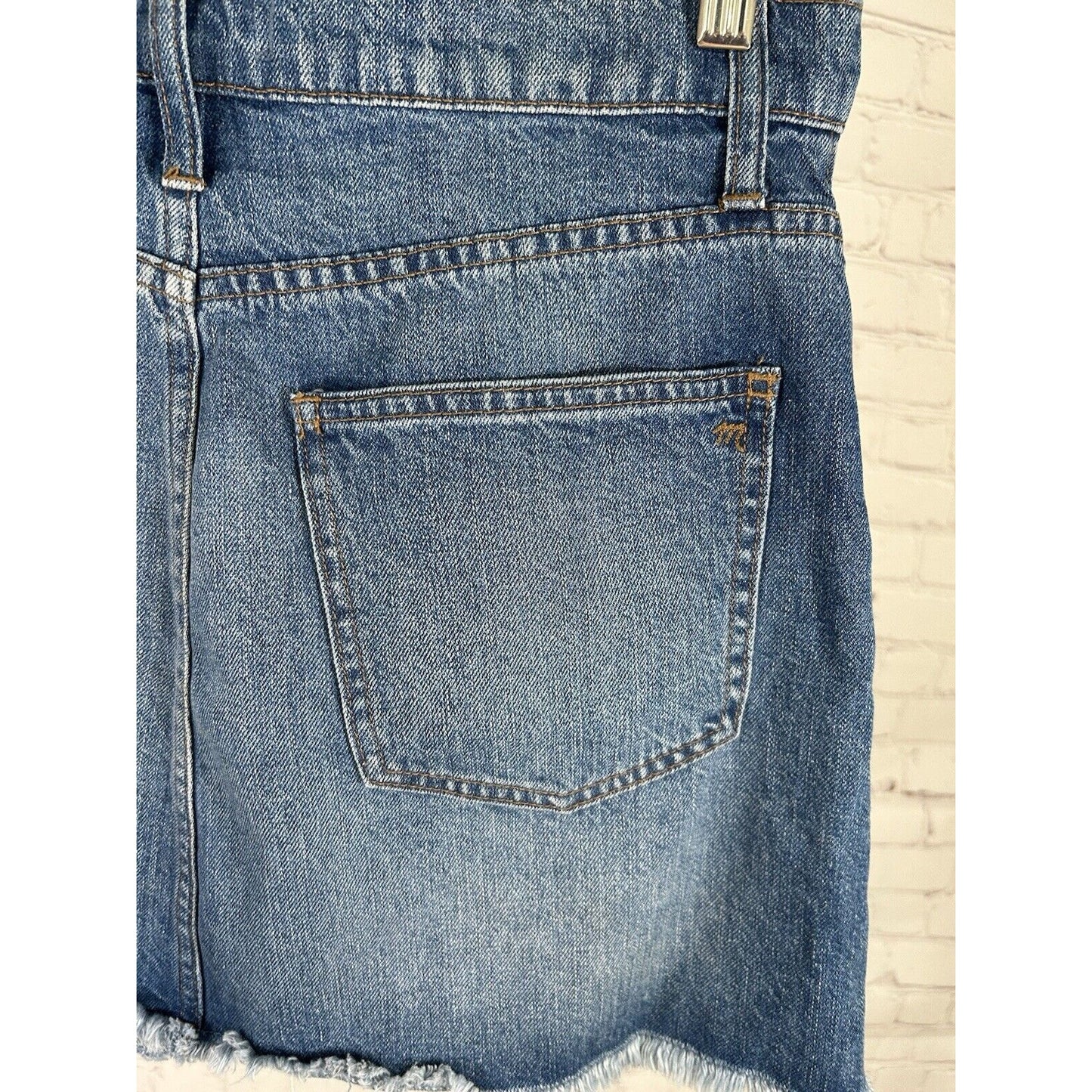 Madewell Medium Wash Raw Hem Straight Pencil Denim Mini Skirt Women’s 29