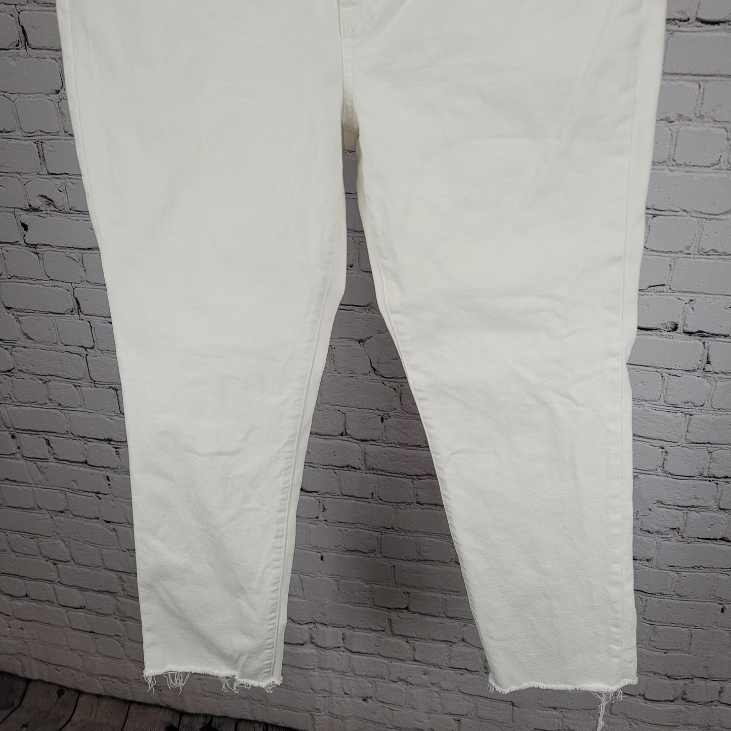 Madewell White Denim The Perfect Vintage Jean High Rise Raw Hem Size 28 (28x27)
