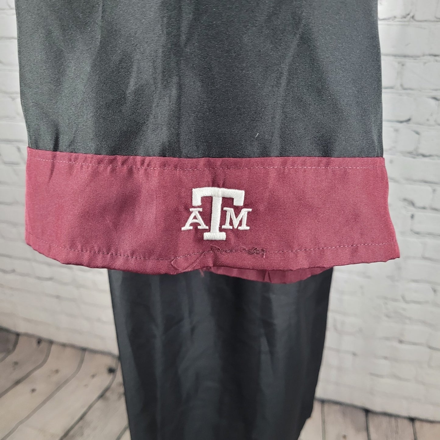 NWT Herff Jones Black Texas A&M University Official Collegiate Gown 5'5"-5'6"