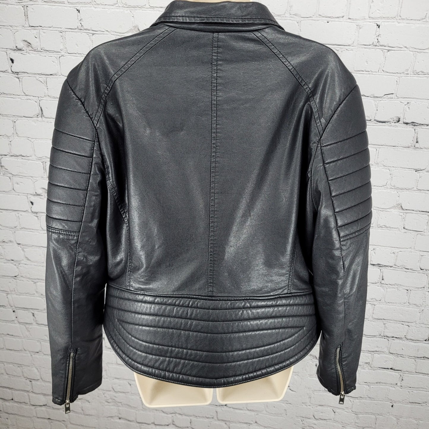 BLANKNYC Black Vegan Leather Moto Biker Collared Zipped Padded Jacket Size XL