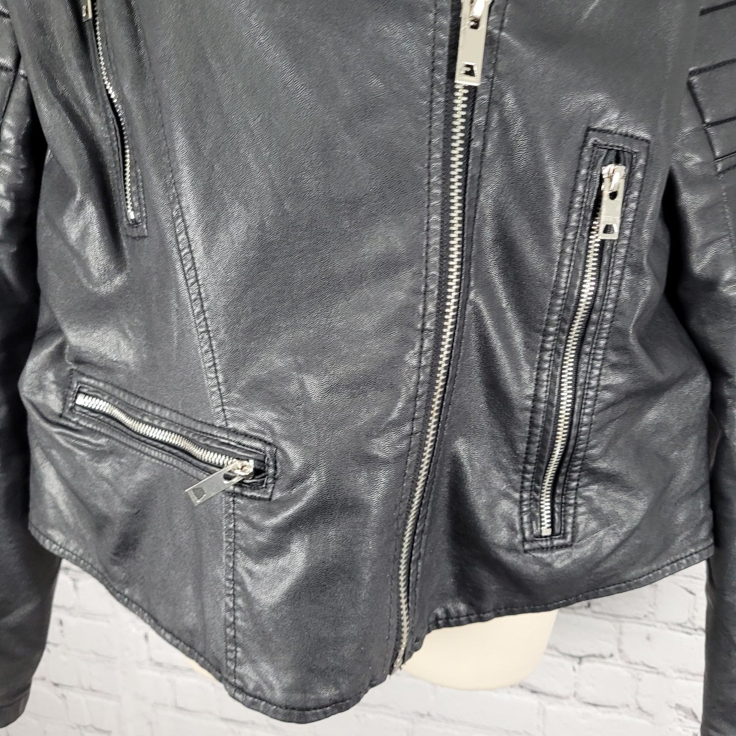BLANKNYC Black Vegan Leather Moto Biker Collared Zipped Padded Jacket Size XL