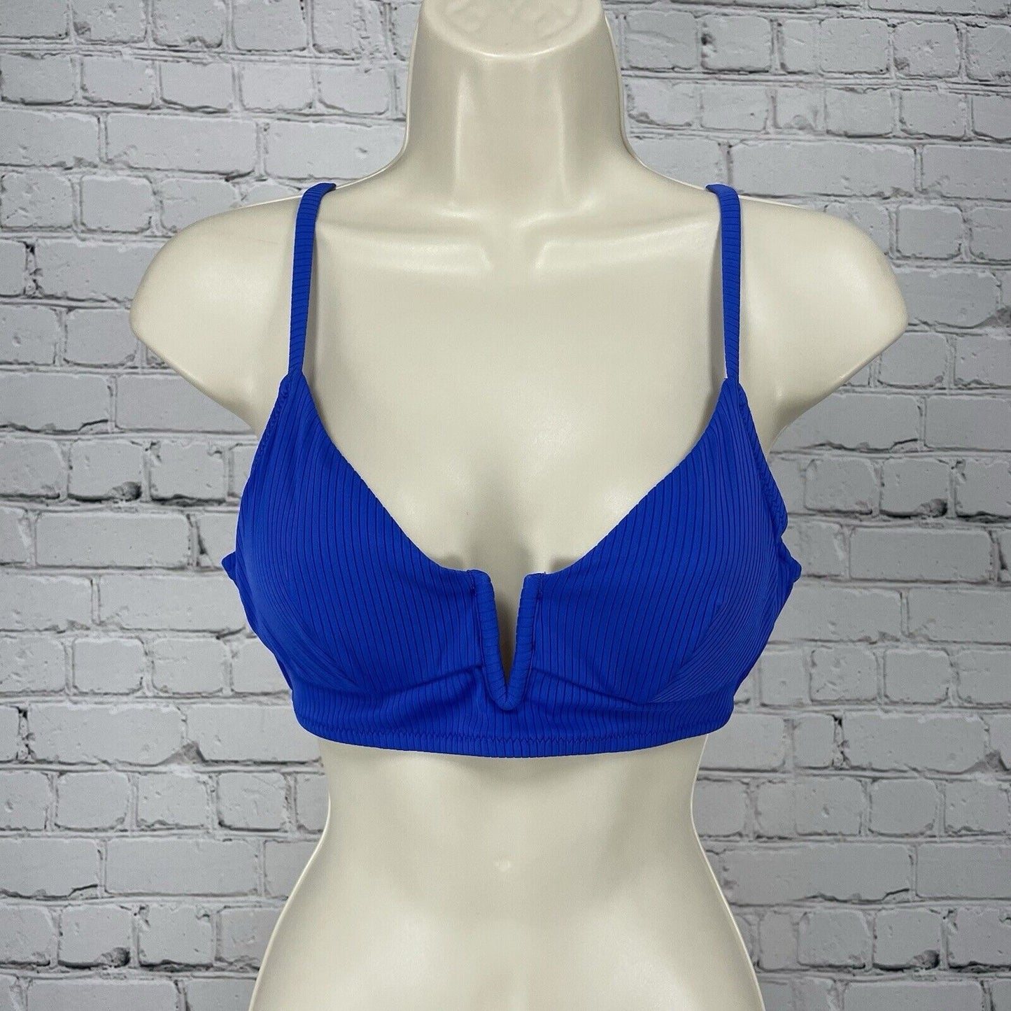 Shade & Shore Blue Deep V Neck Underwire Removable Pads Bikini Top Size 34B