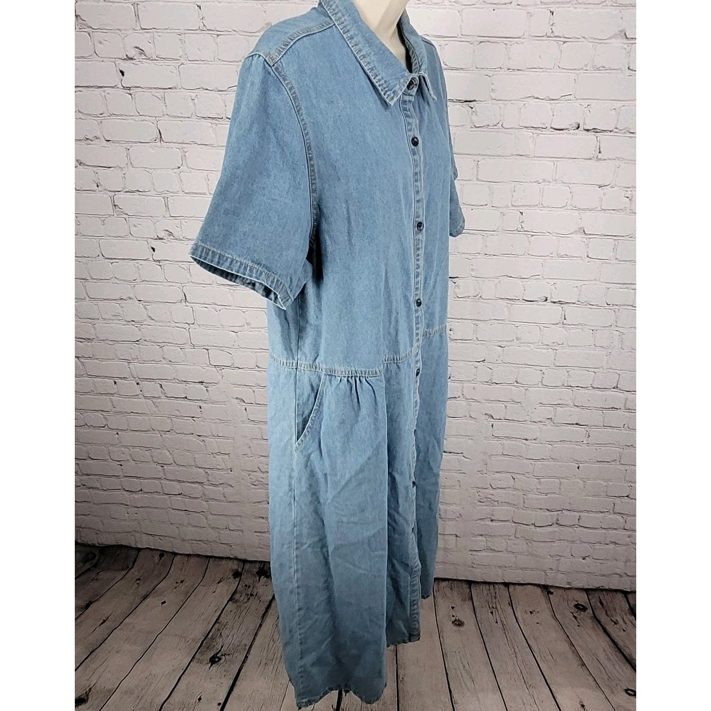 Noracora Blue Denim Buttoned Ruched Pockets Short Sleeve Unlined Dress Size XXL