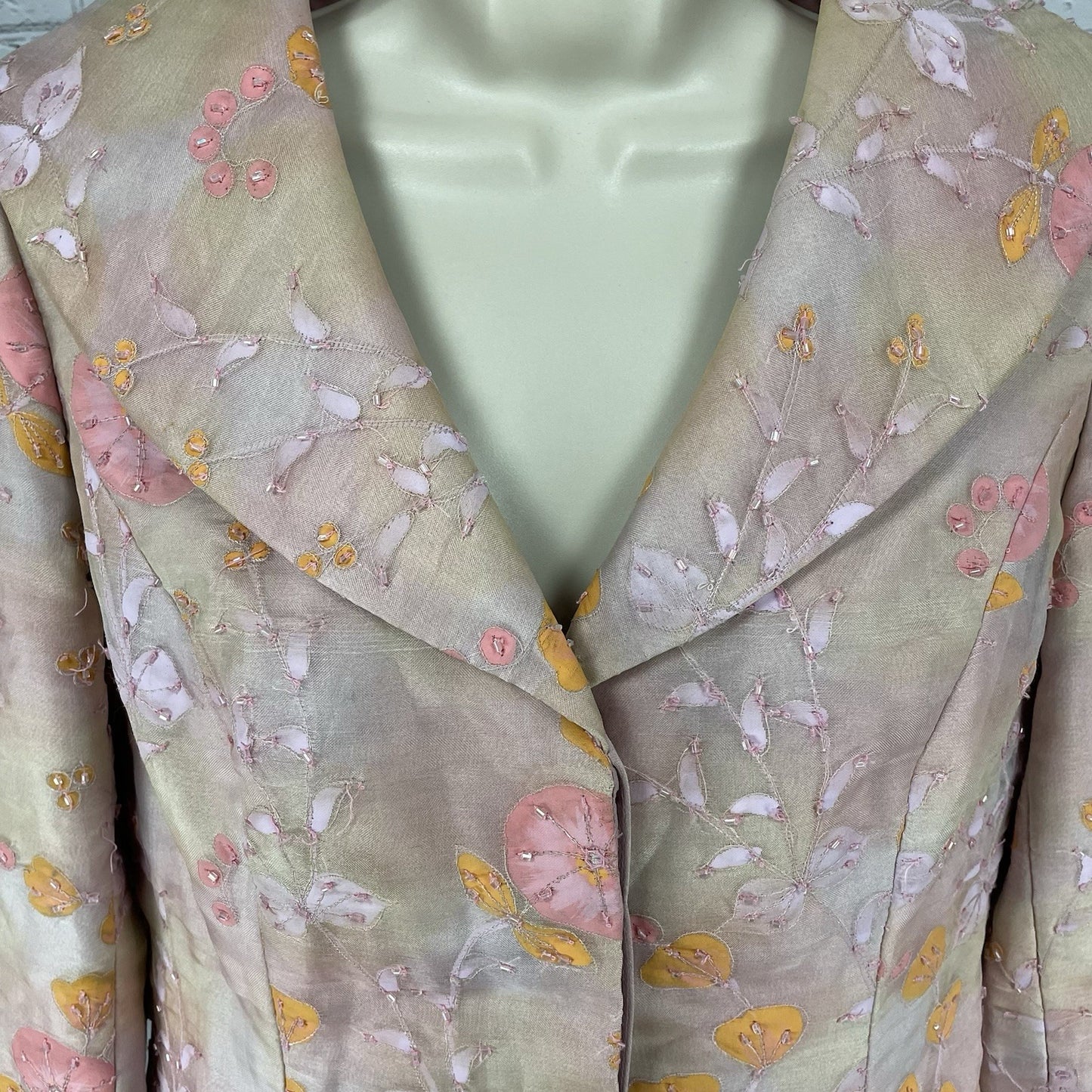 Shani Pink Pastel Floral Silk Chiffon Beaded Lined Button Blazer Jacket USA 6