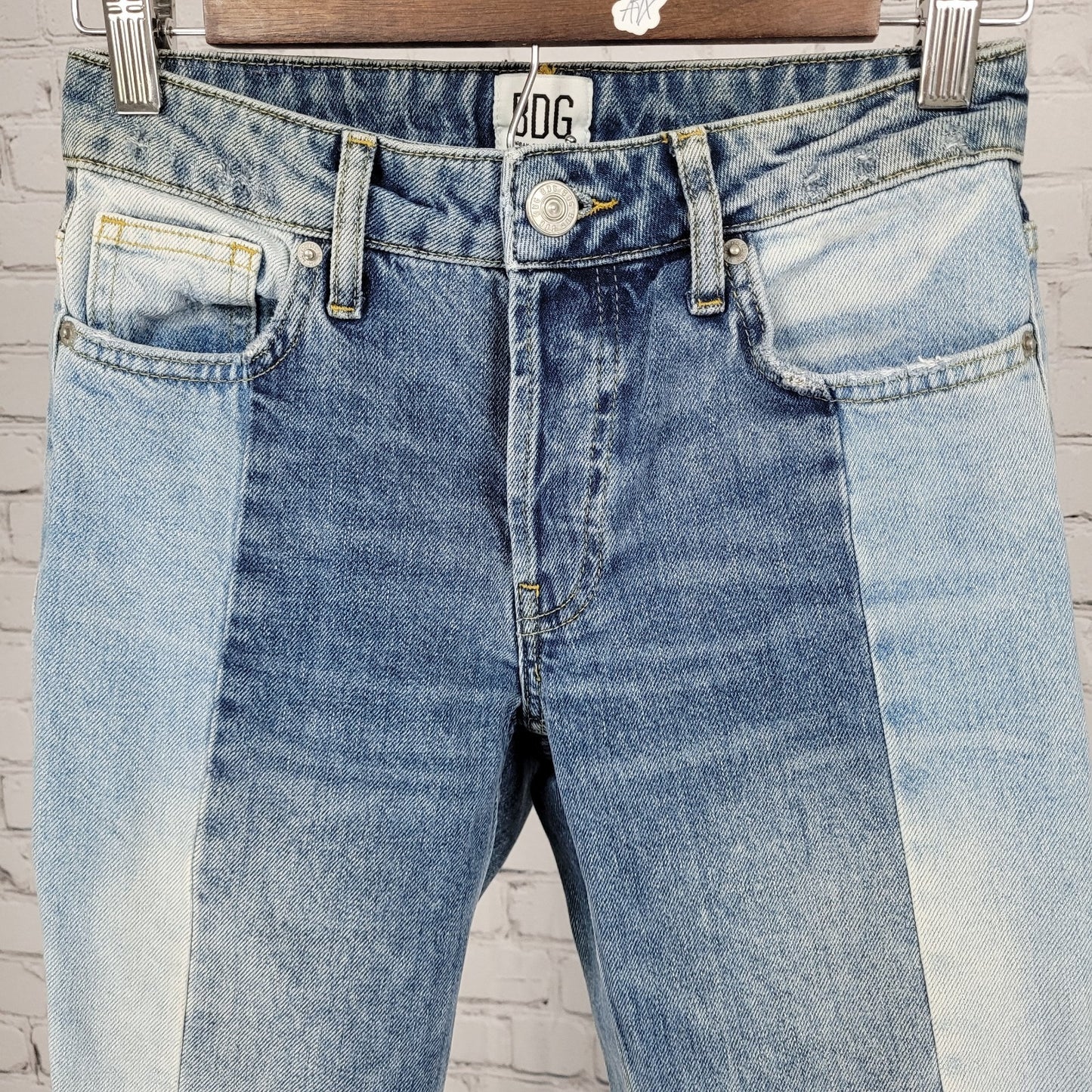 BDG Blue Denim 100% Cotton Jessye Distressed Two Tone Jeans Size 24 (24x28.5)