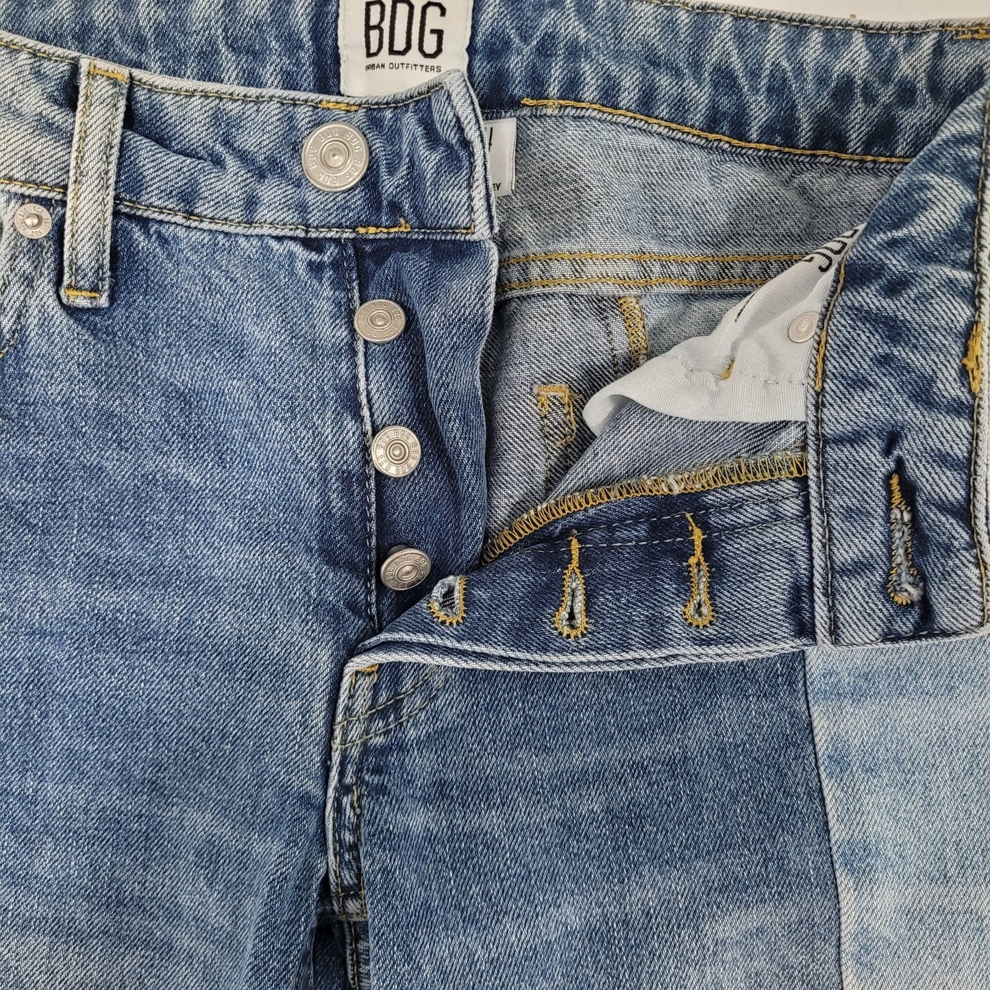 BDG Blue Denim 100% Cotton Jessye Distressed Two Tone Jeans Size 24 (24x28.5)