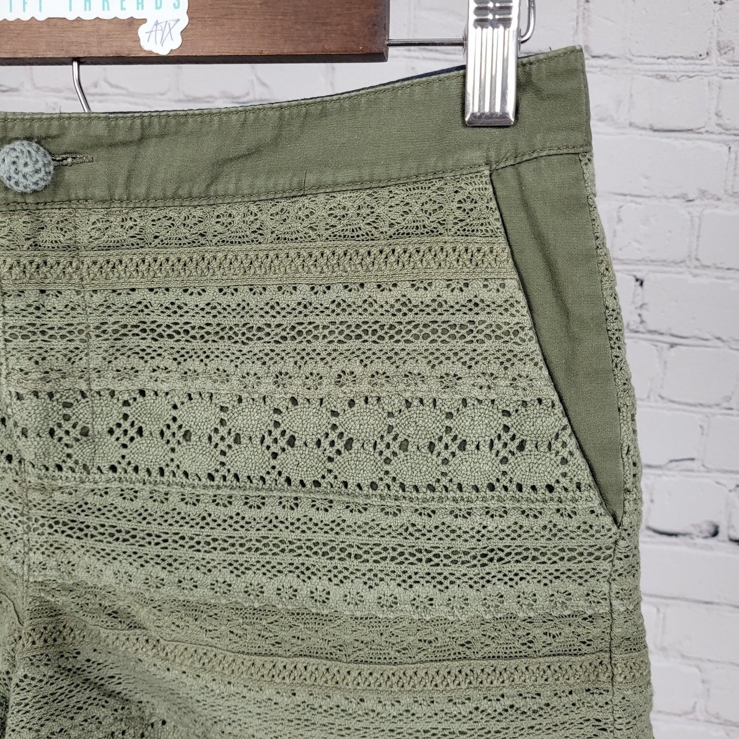 Daughters Of The Liberation Anthropologie Green Crochet Shorts Size 4 (30x3)