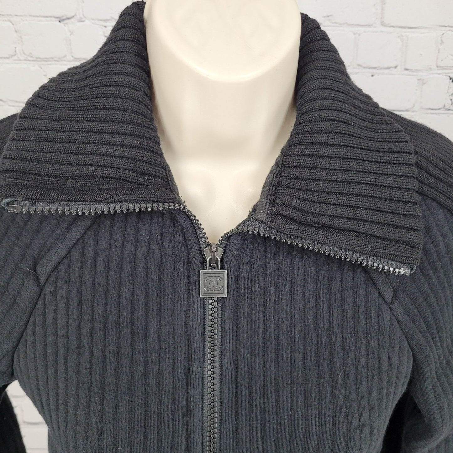 CHANEL Black Wool Blend Knit Full Zip Jacket France Made Size 36 US XS