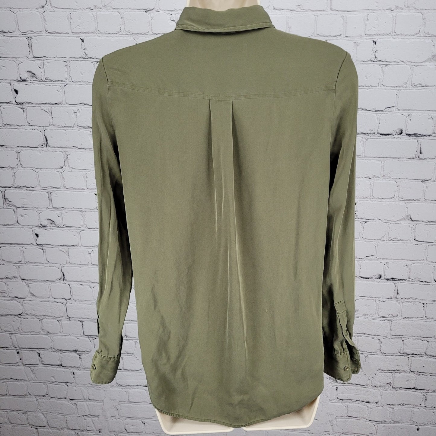 Quince Green Silk Stretch Button Up Long Sleeve Top Shirt Size Small S