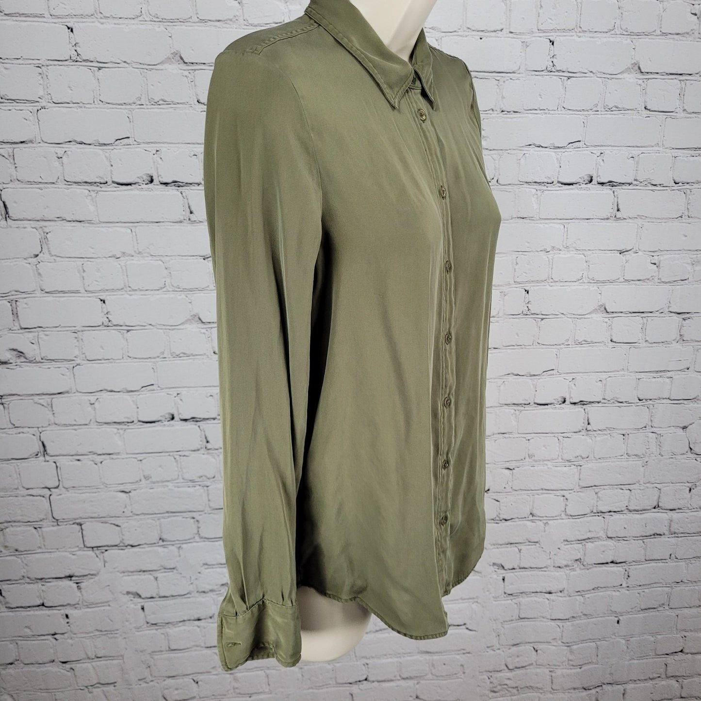 Quince Green Silk Stretch Button Up Long Sleeve Top Shirt Size Small S