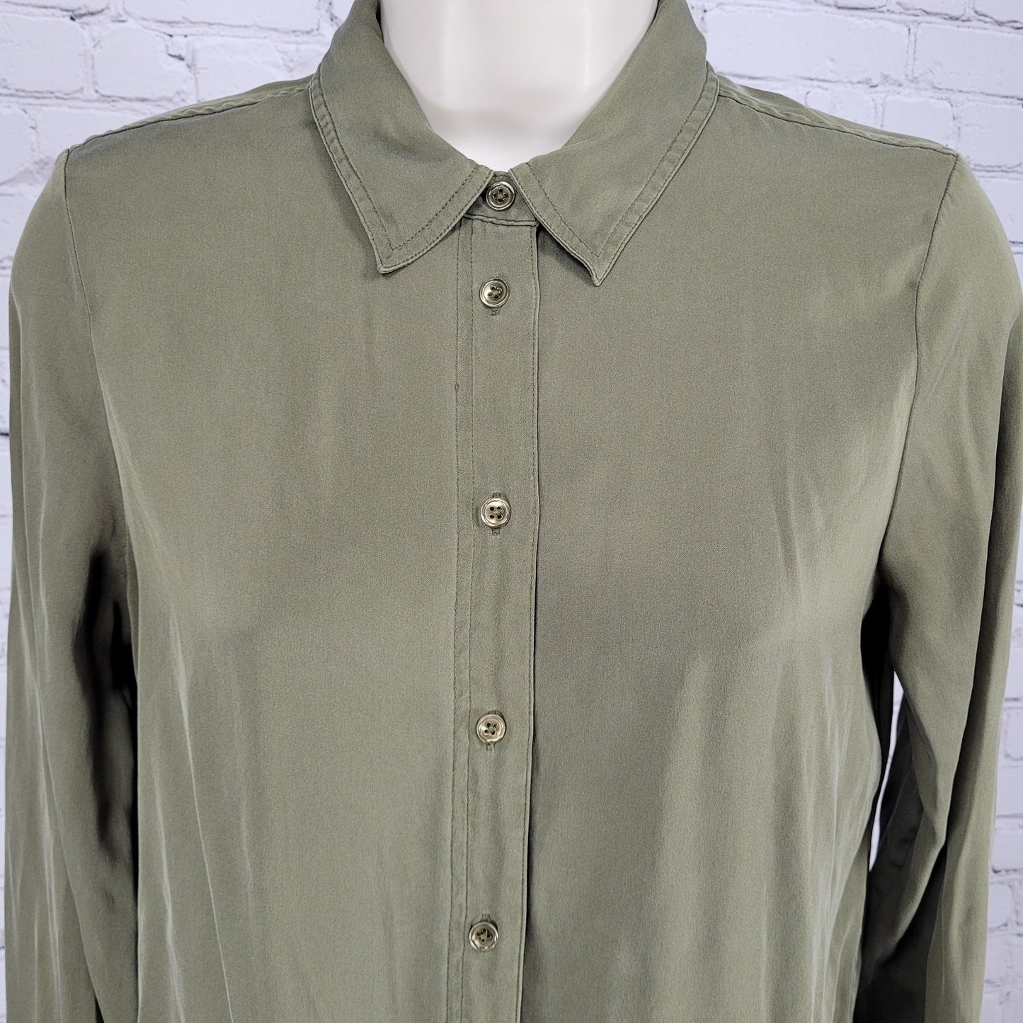 Quince Green Silk Stretch Button Up Long Sleeve Top Shirt Size Small S
