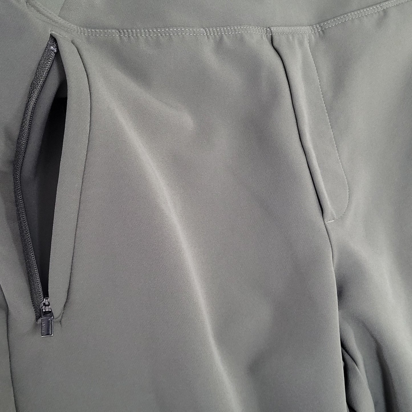Athleta Green Athleisure Stretch Hiking Pull On Mid Rise Pants Size 0 (25x28)