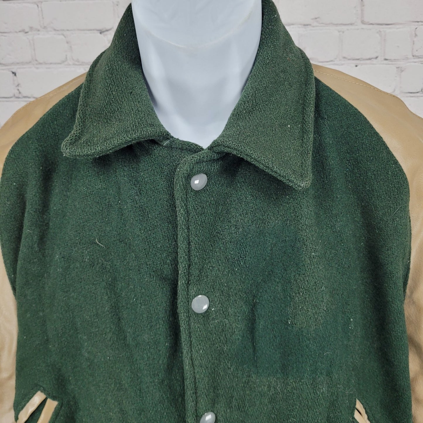 VTG Naugalite Green Tan Snap Pockets Collared Lined Varsity Bomber Jacket XL