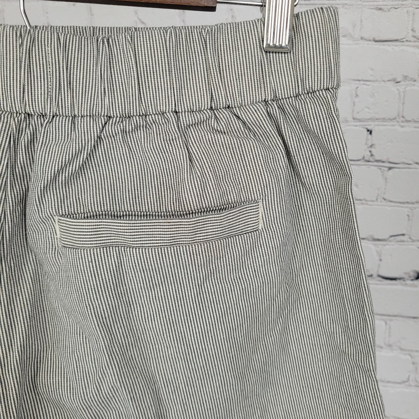 Everlane Black White Organic Cotton Striped High Rise Shorts Large L (30x5)