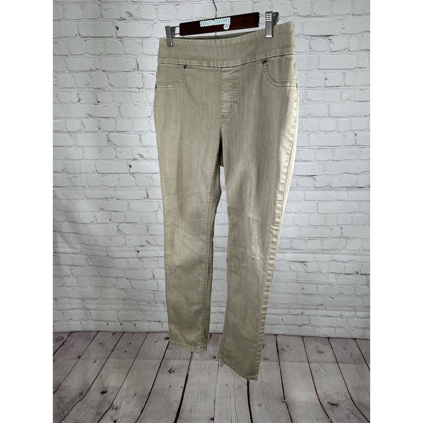 Chico’s Light Brown Pull On Skinny Leg High Rise Women’s Jeggings Sz 8 (32 x 29)