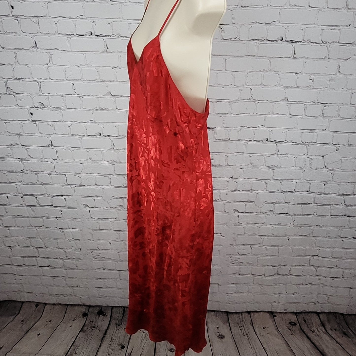 Me 2 Miss Elaine Red Satin Floral Nightgown & Robe 2 Piece Set Size M/L
