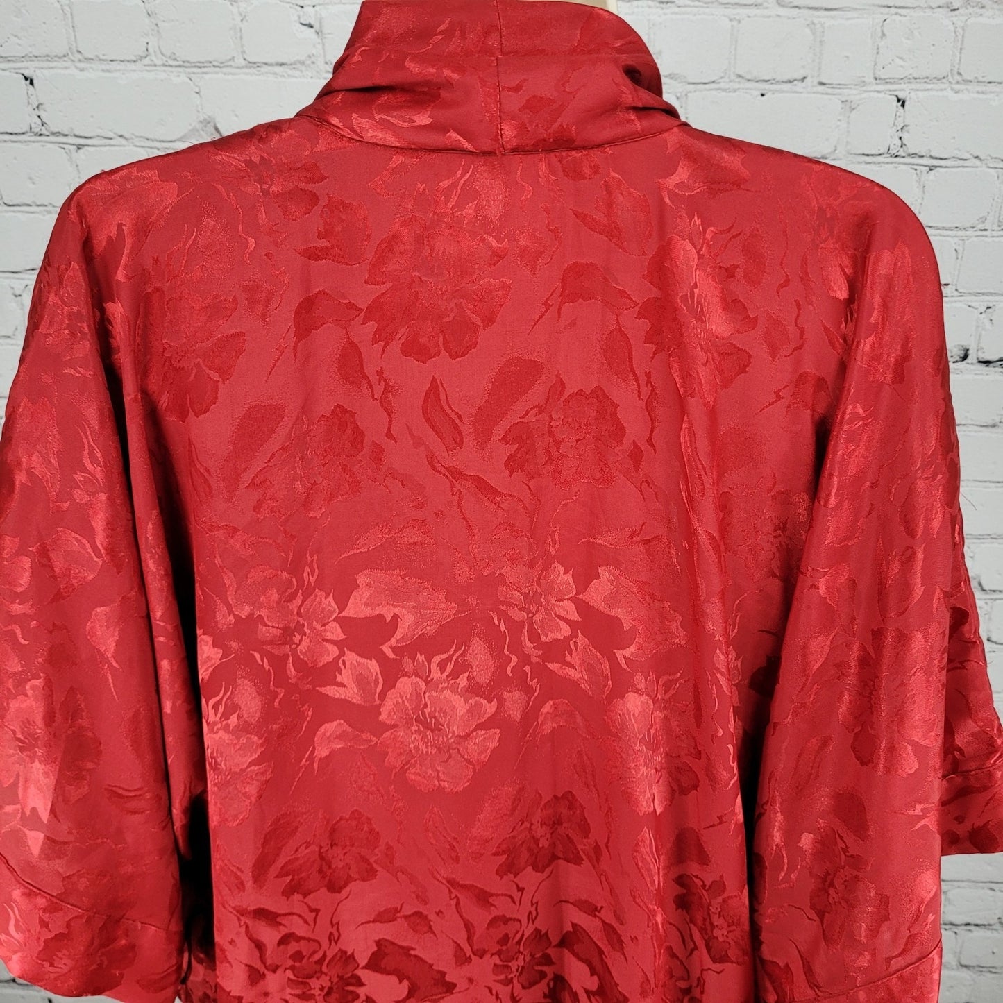 Me 2 Miss Elaine Red Satin Floral Nightgown & Robe 2 Piece Set Size M/L