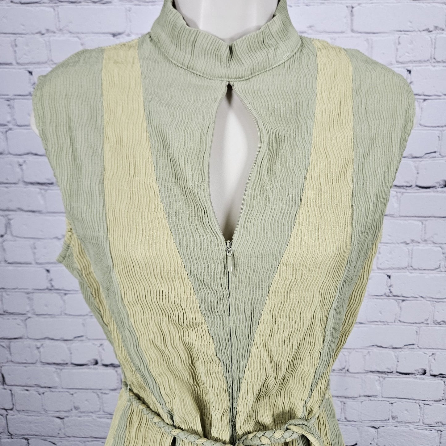 Buru Green Textured Braided Belt Sleeveless Zip Mock Neck Midi Dress Small S