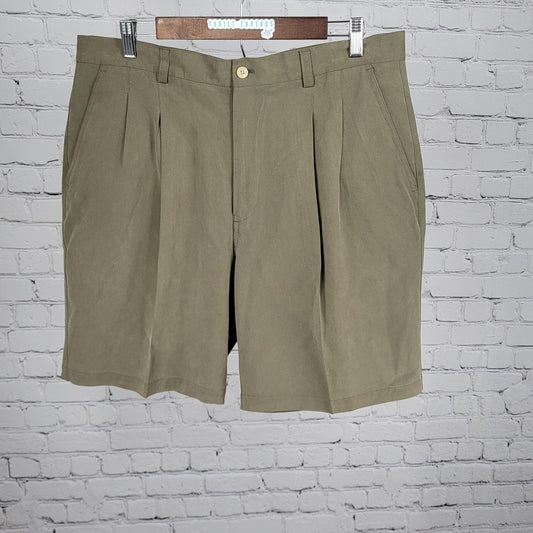 Caribbean Green 100% Silk Pleated Front Pockets Casual Shorts 36 (36x8.5)