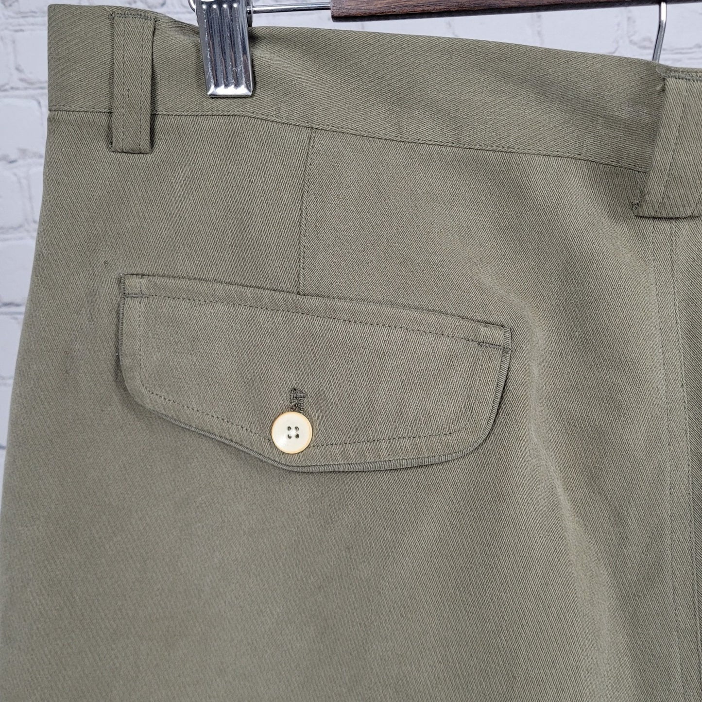 Caribbean Green 100% Silk Pleated Front Pockets Casual Shorts 36 (36x8.5)