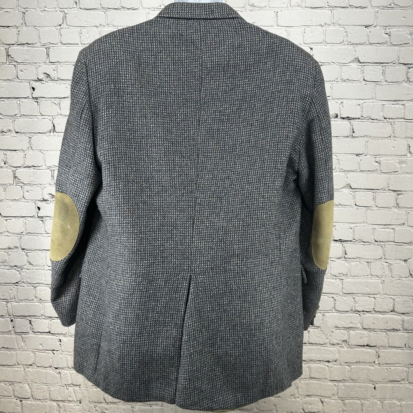 VTG John Peel Ltd Gray Blue Shepherds Check Elbow Patch Sport Coat Size 44