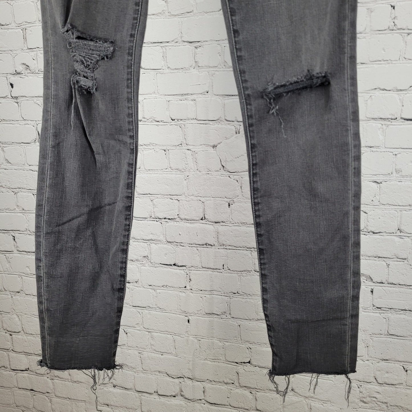 Madewell Grey Denim 9" High Rise Skinny Distressed Jeans Size 27T (27x30)