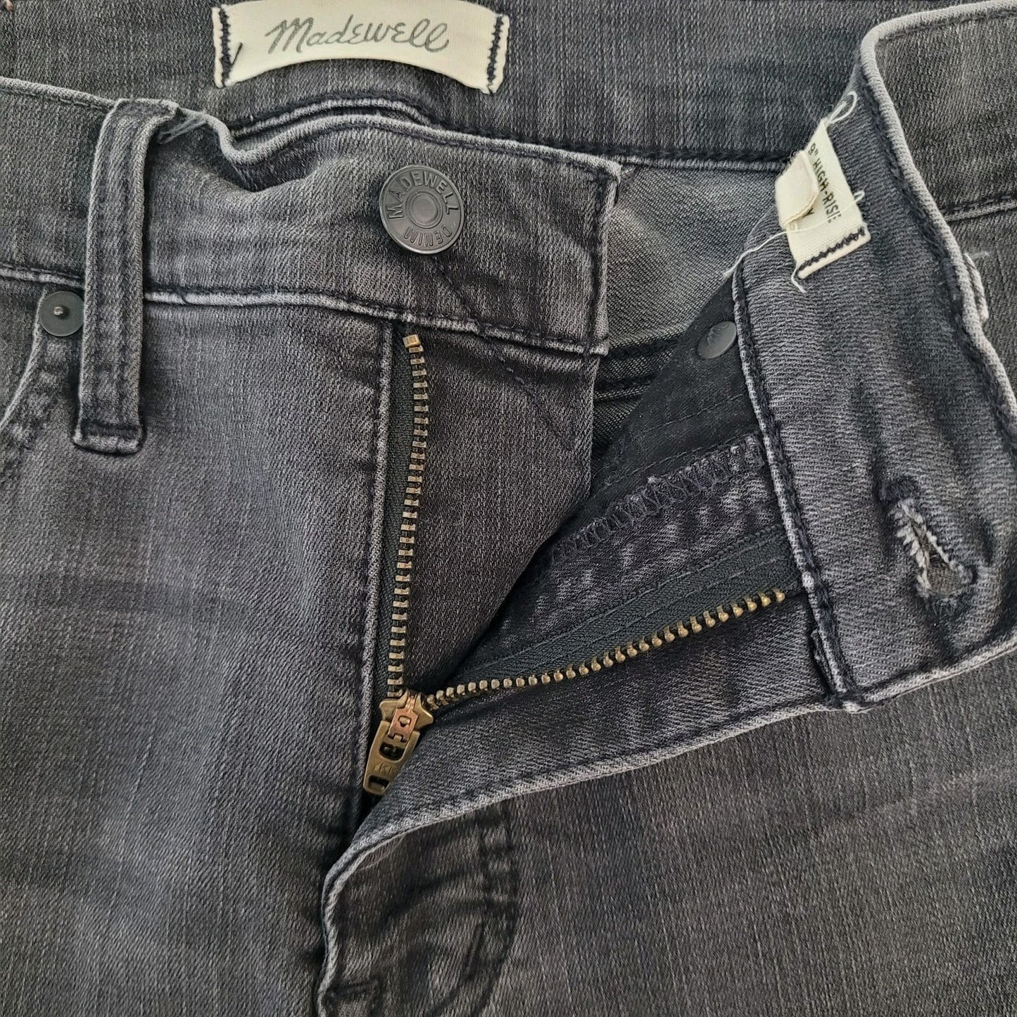 Madewell Grey Denim 9" High Rise Skinny Distressed Jeans Size 27T (27x30)