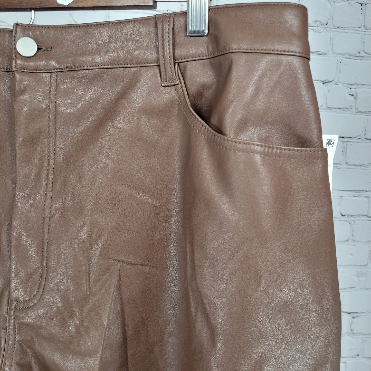 NWT And Now This Brown Vegan Faux Leather High Rise Shorts 18W (36x4.5)