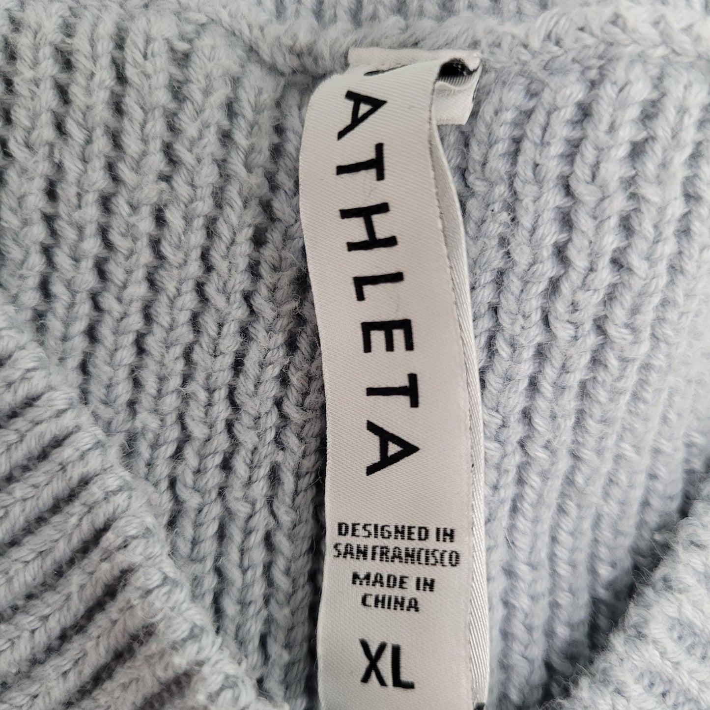 Athleta Blue Heavyweight Knit V Neck Long Sleeve Pullover Sweater Size XL