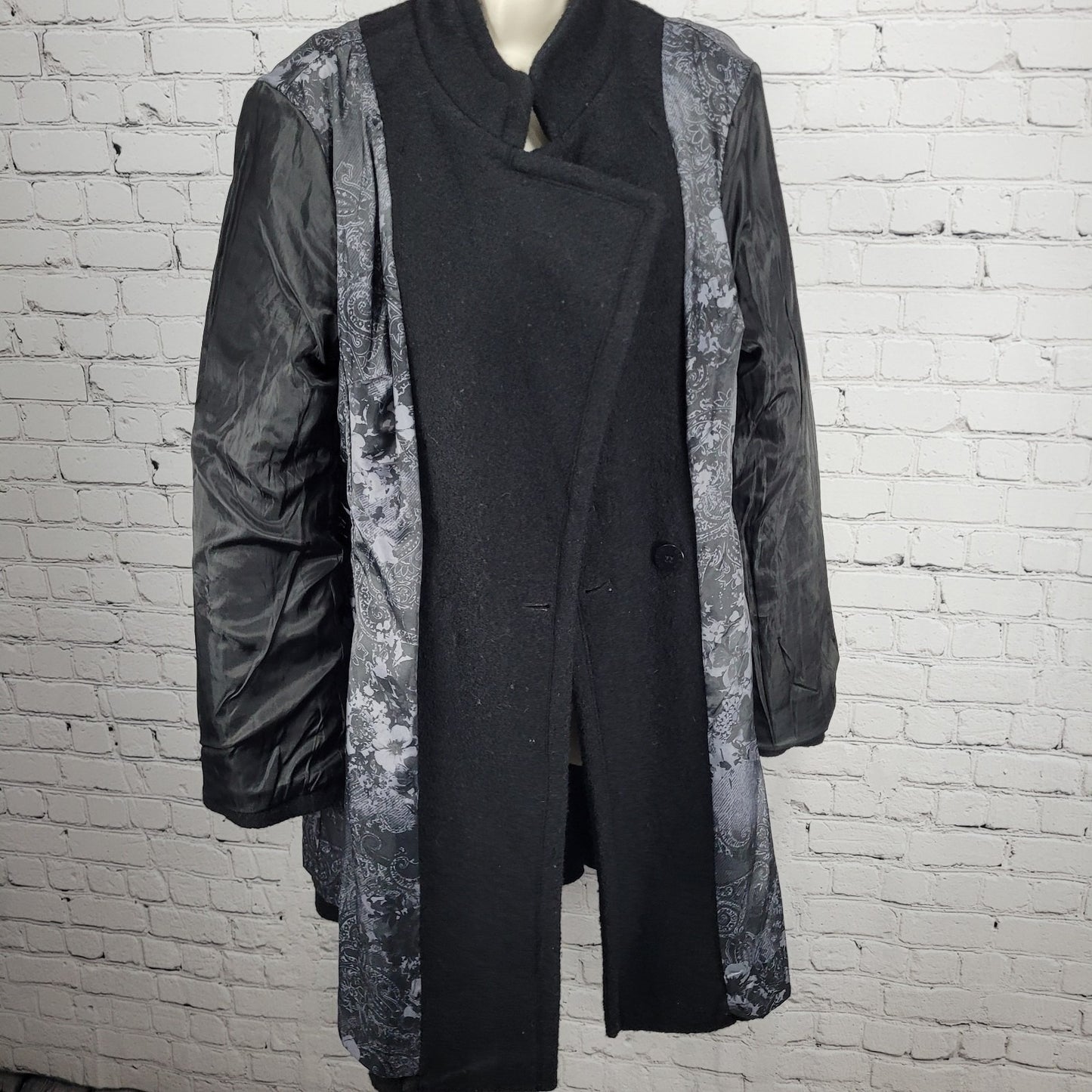 Guess Black Wool Blend Double Breasted Silver Buttoned Lined Long Pea Coat XL