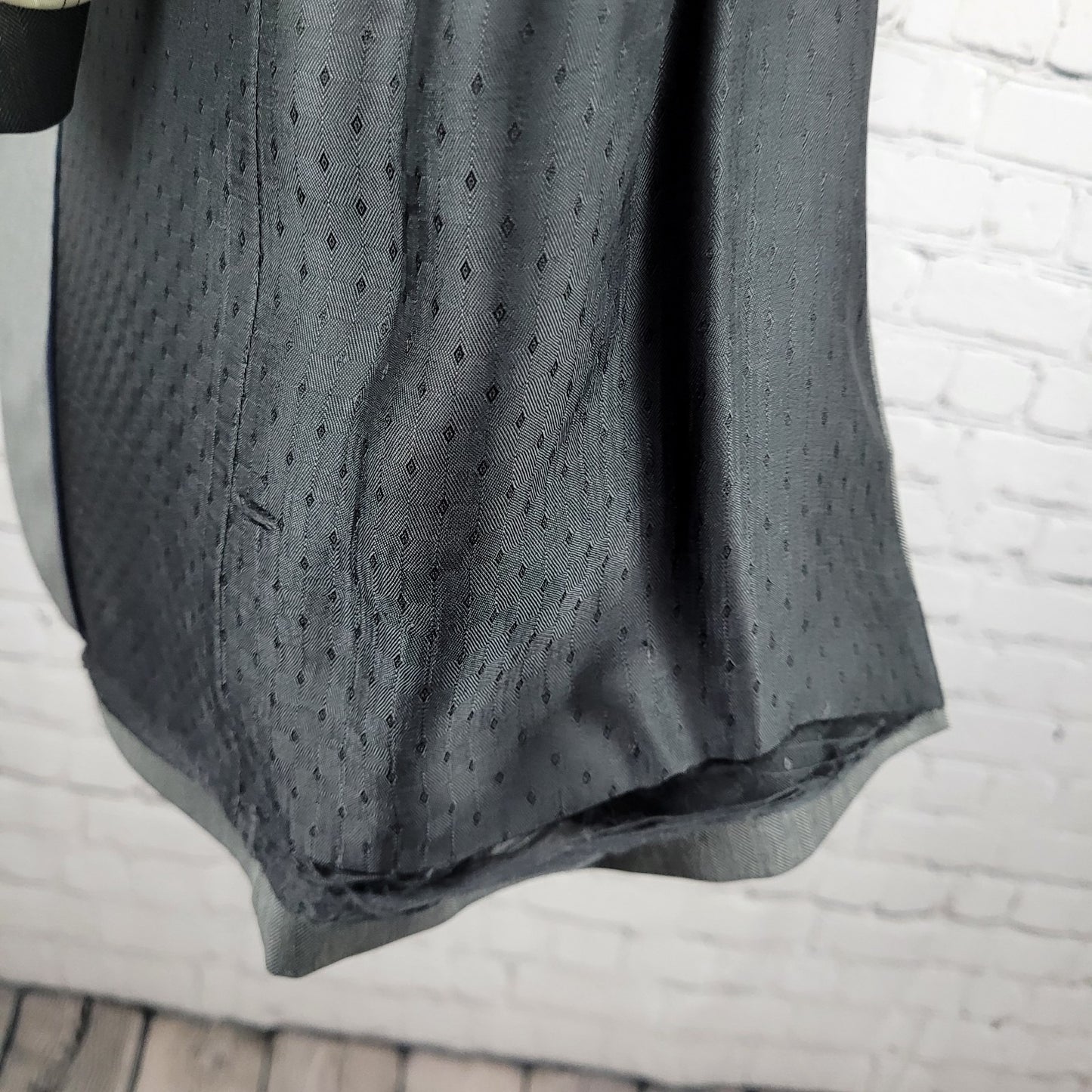 Zara Man Grey Herringbone 2 Button Vented Notch Blazer Sport Coat Size 46