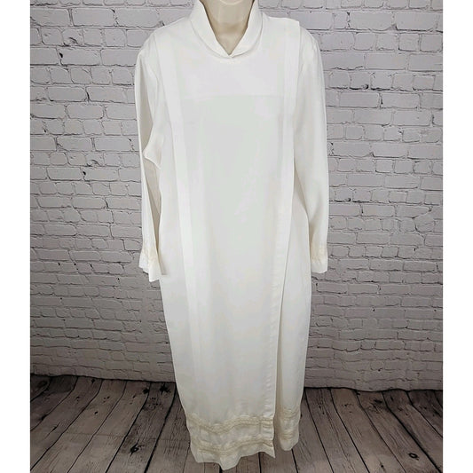 VTG Collegiate Cap & Gown White Lace Trim Clergy Robe Alb USA Made Size 55-42-32