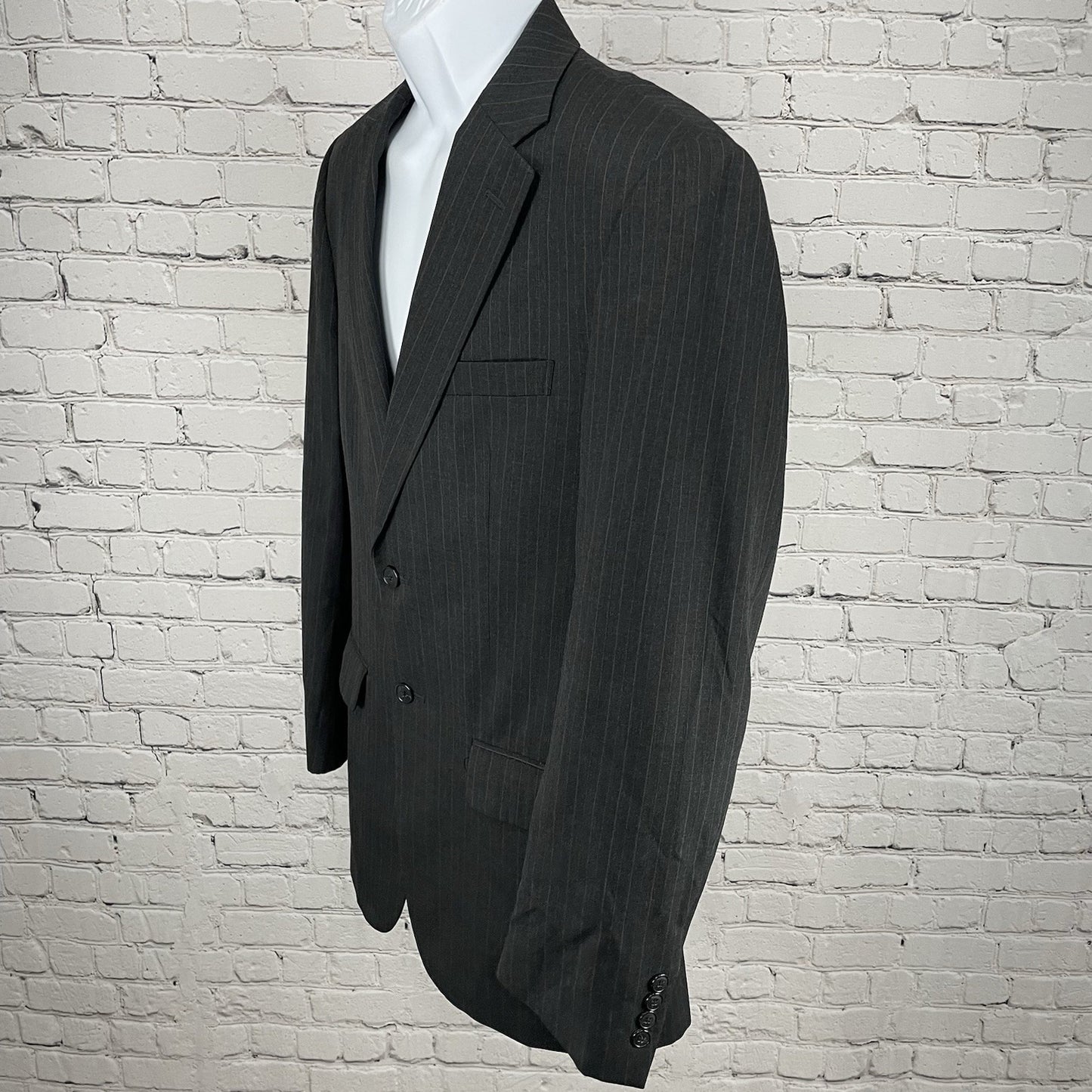 Jos A Bank Black Pinstripe Wool Tailored Fit Travelers Collection Blazer 40L