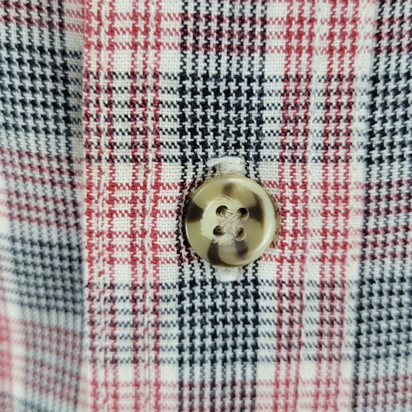 Carhartt Red Black Plaid 100% Cotton Button Down Collar Short Sleeve Shirt Large