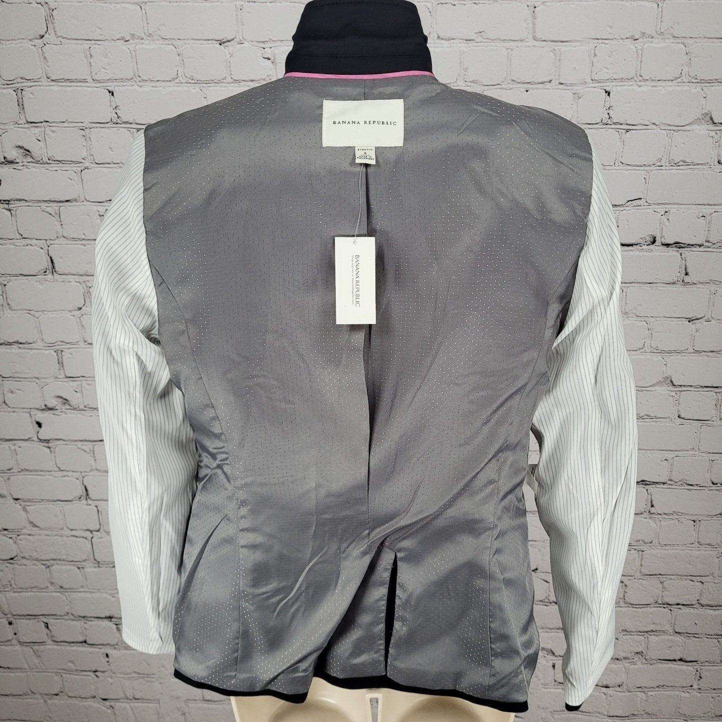 NWT Banana Republic Black Stretch 2 Button Vented Notch Blazer Jacket Size 8