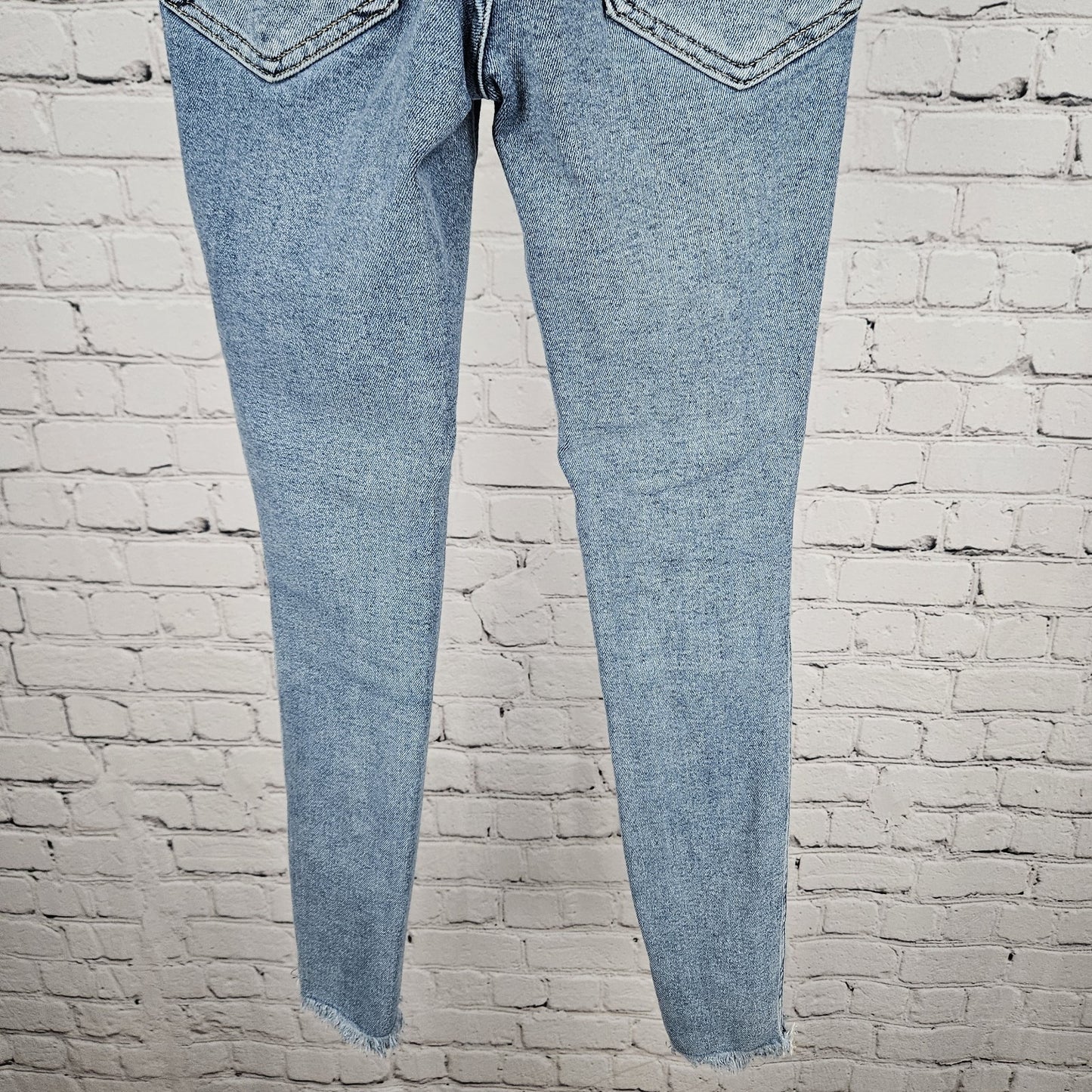 Free People We The Free Blue Mid Rise Raw Hem Skinny Ankle Jeans 24 (22x27)