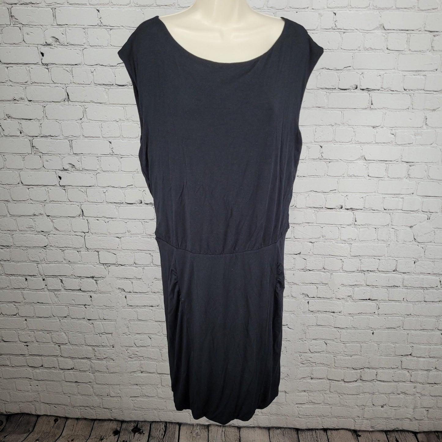 Athleta Black Wool Blend Soft Stretch Athleisure Ruched Dress Size Large L