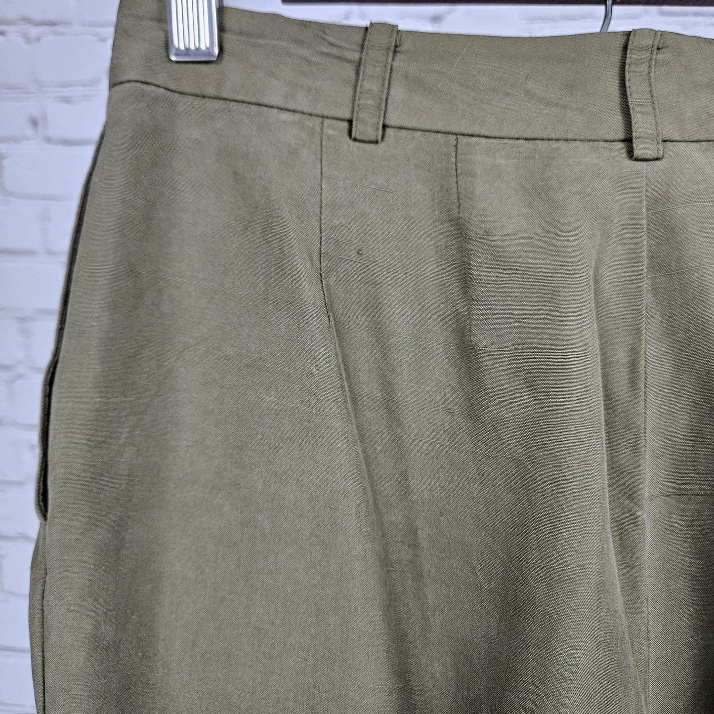 Ann Taylor Green 100% Silk Mid Rise Lined Cuffed Straight Dress Pants 4 (26x30)