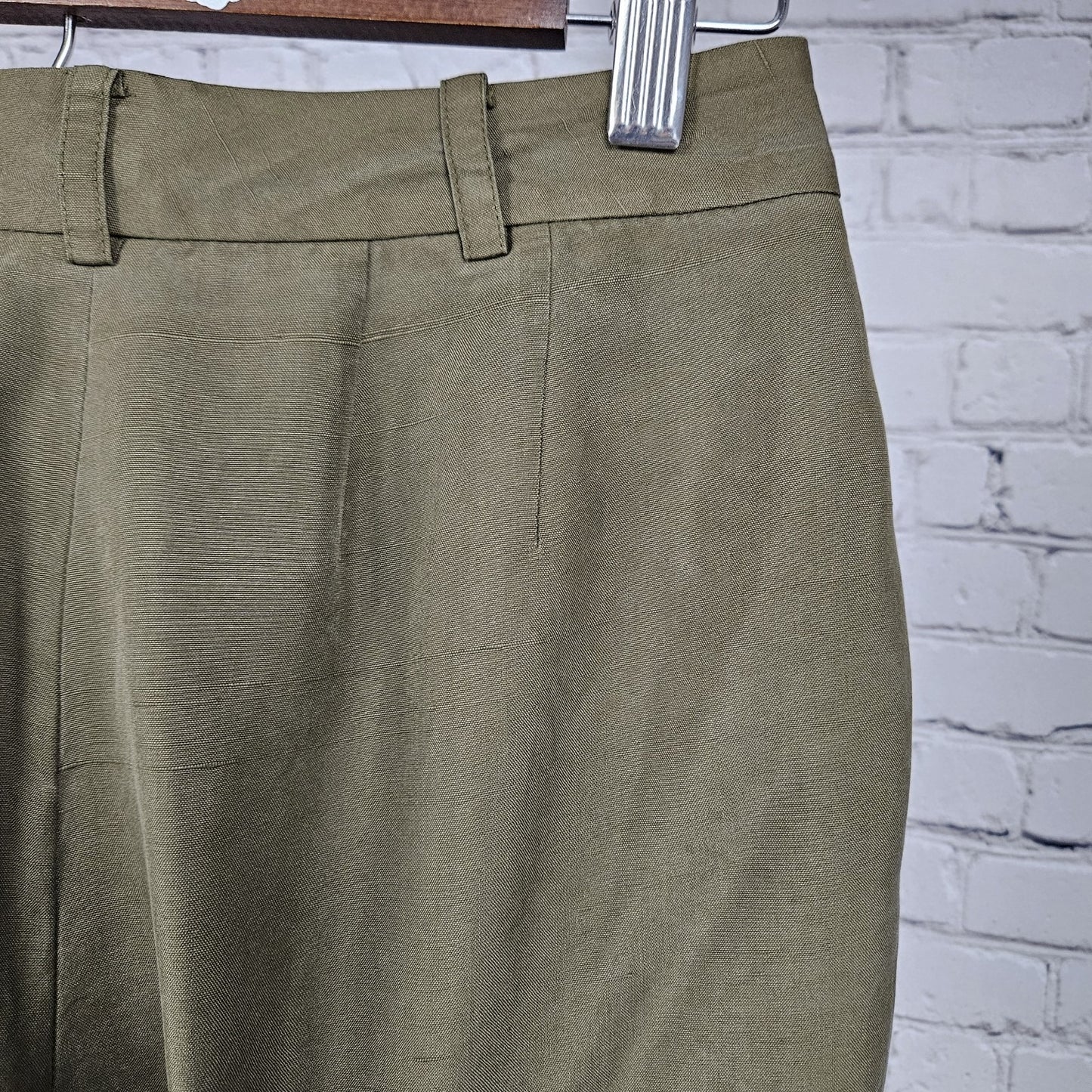 Ann Taylor Green 100% Silk Mid Rise Lined Cuffed Straight Dress Pants 4 (26x30)