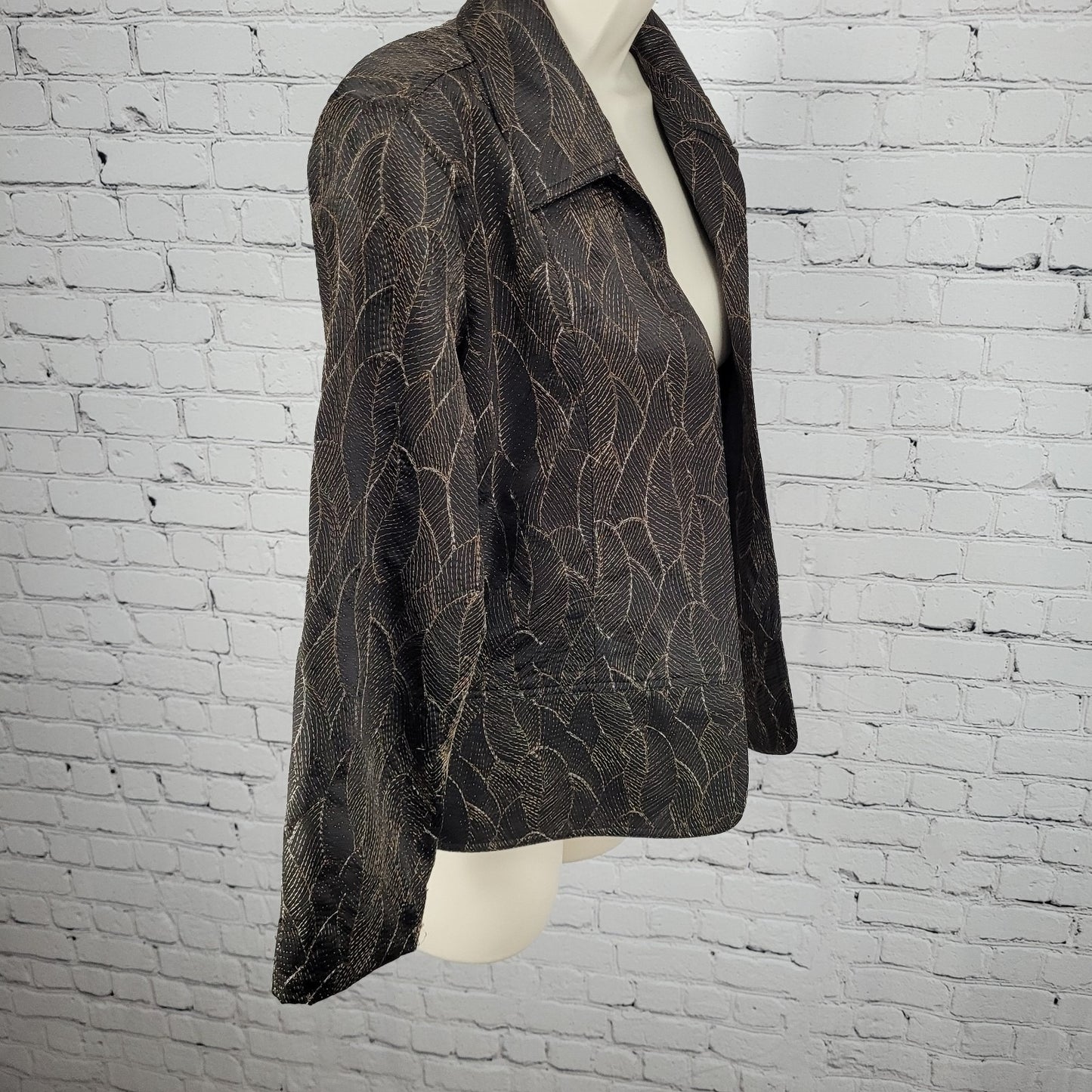 Chico's Black Gold Metallic Embroidered Leaves Open Lined Jacket Size 1 US 8