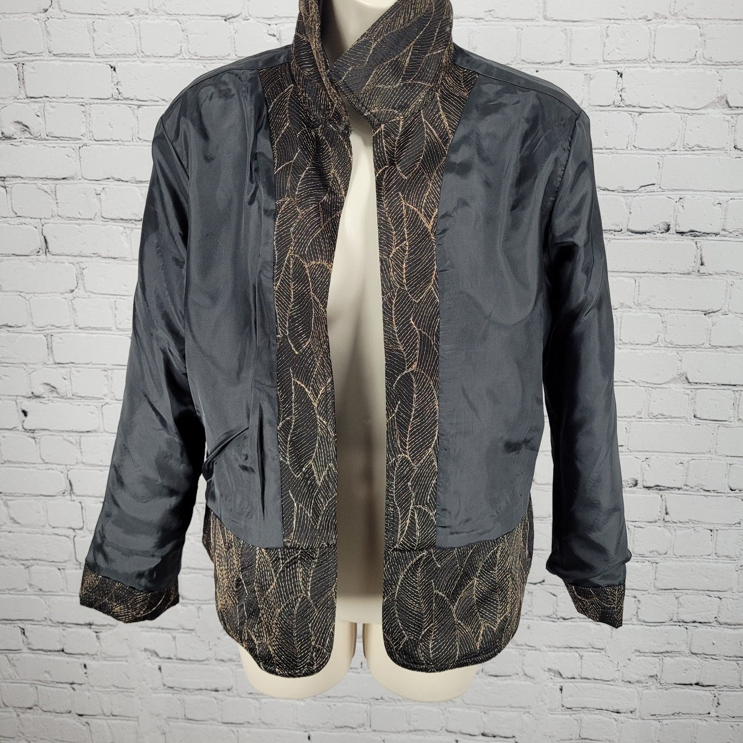 Chico's Black Gold Metallic Embroidered Leaves Open Lined Jacket Size 1 US 8