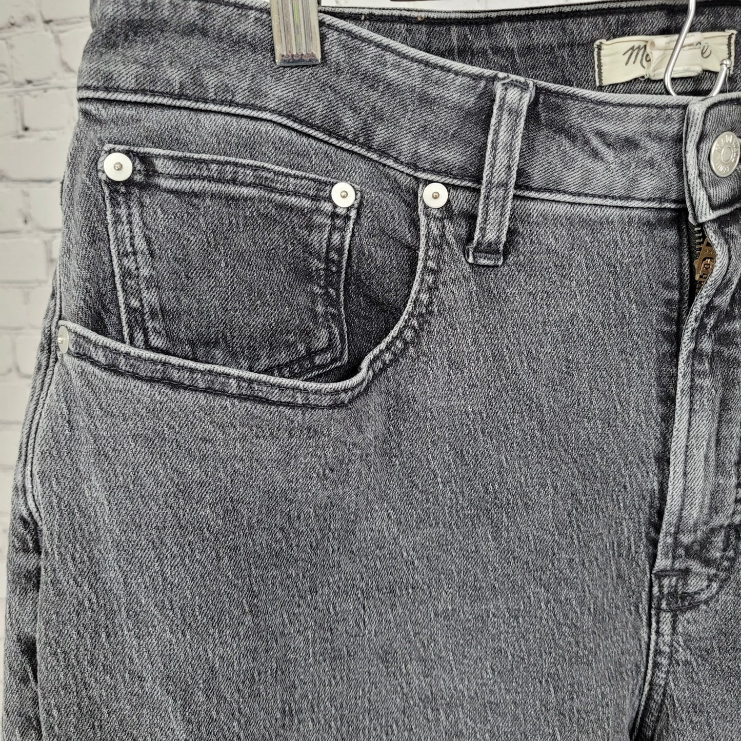 Madewell Grey Denim Curvy Perfect Vintage Straight Jeans Size 14W (34x27)