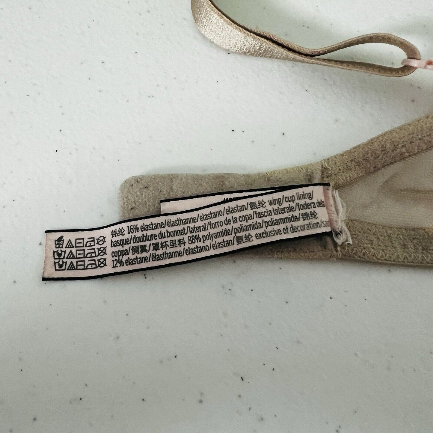 Victoria’s Secret Nude Lace Unlined Demi Underwire Unpadded Multiway Strap 32DDD