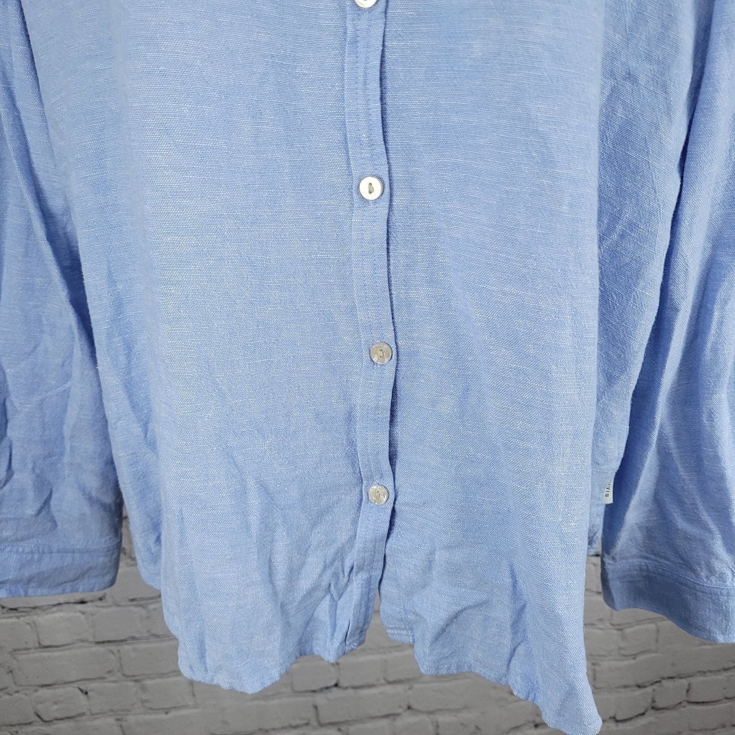 Orvis Blue Linen Blend Button Up Roll Tab Long Sleeve Shirt Top Size XL