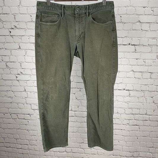 Bonobos Green Velvety Soft Straight Leg Low Rise Stretch Pants Size 32 (32x29)