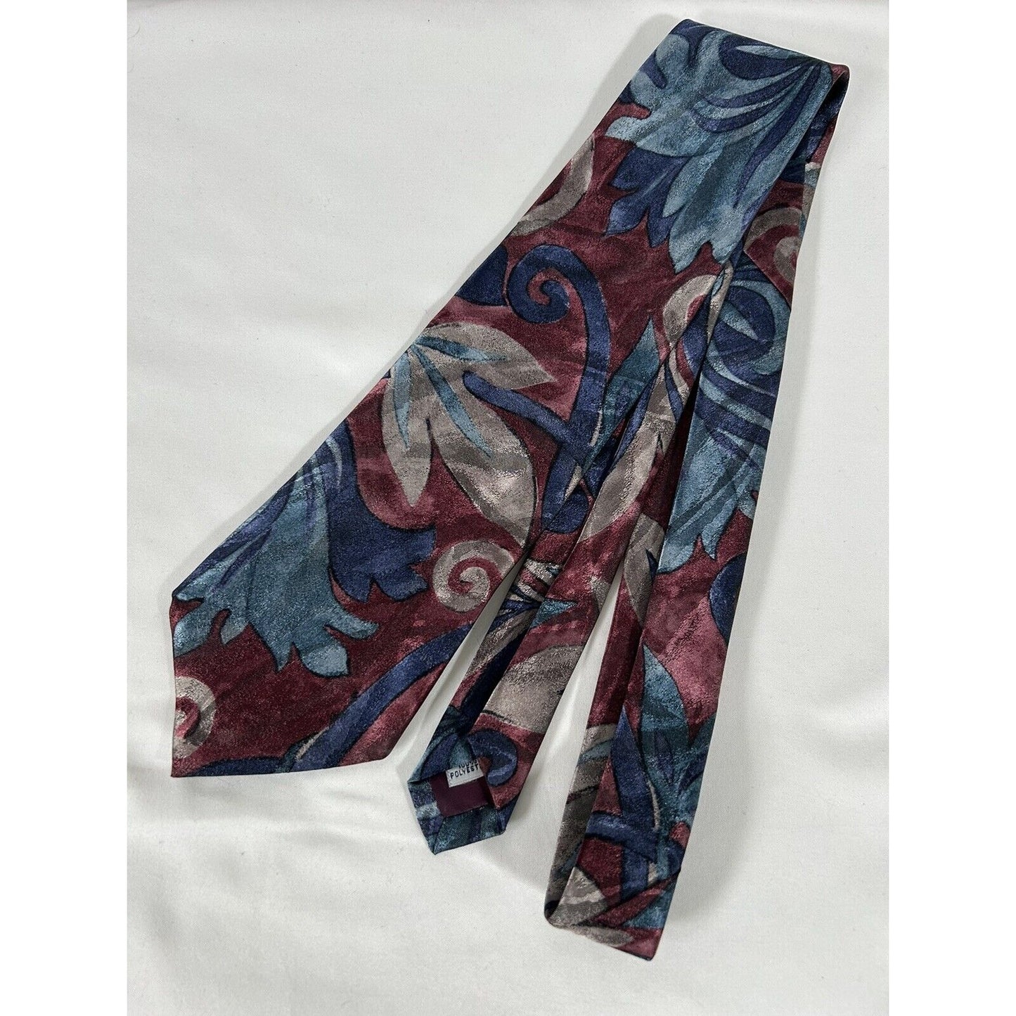 Pierre Cardin Blue Red Geometric Leaf Print Men’s Wide Necktie 57X4